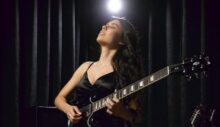 Larissa Liveir: van Superstrat naar SG